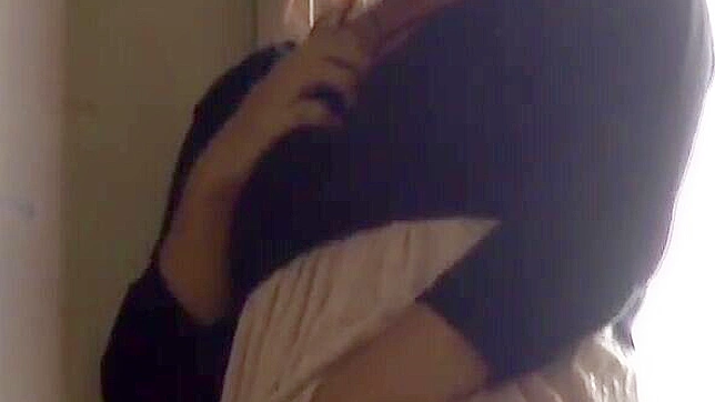 Sexy Japanese Milf Masturbates Outdoors For Unstoppable Pleasure