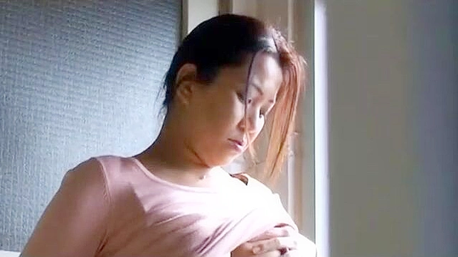 Breathtaking Japanese MILF Ignites Outdoor Sex Fantasy