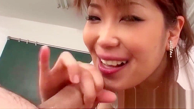Sexy Japanese Teacher Gets Student toCum Quickly!