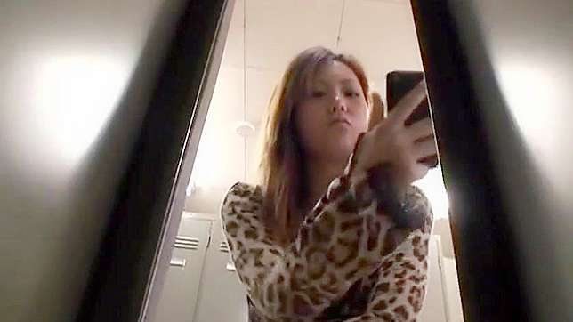 Office Beauties Strip Down and Play Dirty in Tokyo’s Hidden Locker Room