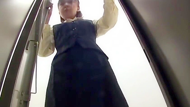 Tokyo OL Secrets Caught on Candid View  in Hot Action!