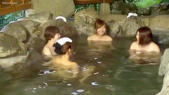 Nude Japanese SchoolGirls 18+ Risky Voyeurism in Public Hot Springs