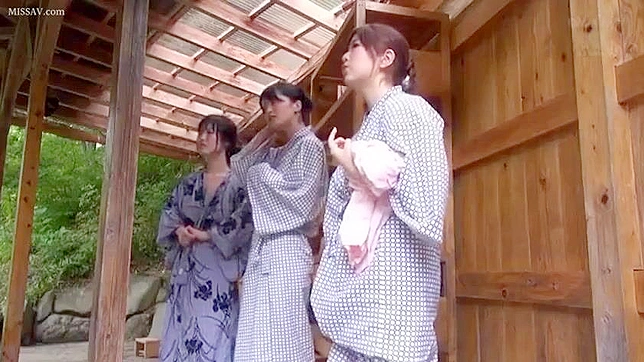 Voyeuristic Delights – Hot Girls 18+ with Big Boobs Bathing Nude in Wet Onsen Springs!