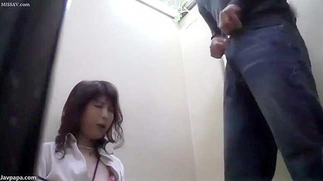 Juicy J-Babe's Ass Captured by Stealth Mall Camera!