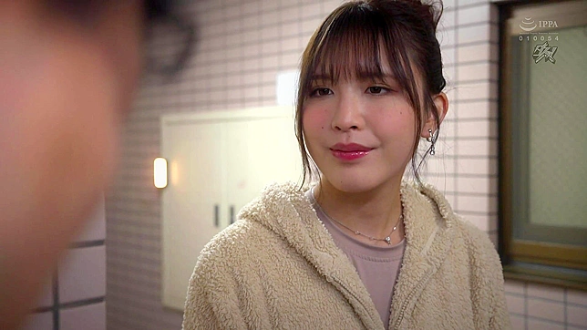 Stunning T-Girl 18+ Seduces Guy With Irresistible Passion