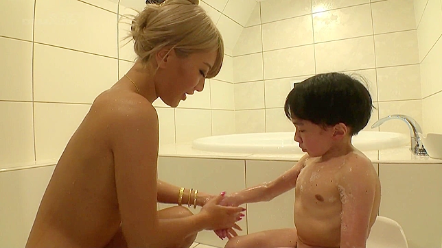 Tiny 18+ Studs Big Cock Fills Japanese Beauty’s Yelling Pussy