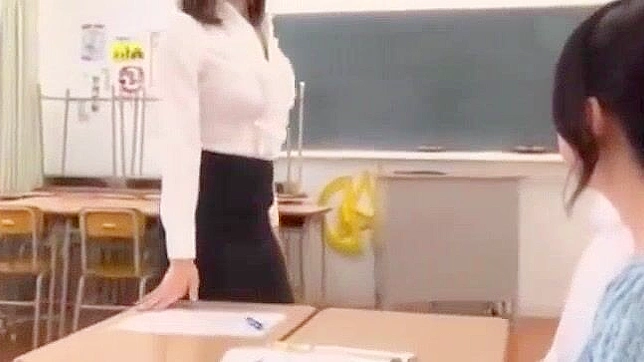 Japanese Beauty Delivers Unstoppable Blowjob & Hot Sex Showdown