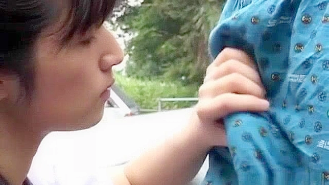 Horny Japanese Girl 18+ Gives JAV Blowjob & Spreads Legs Wide