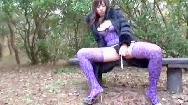 Azusa Nagasawa Stuns in Exotic Lingerie During Provocative Solo Showdown