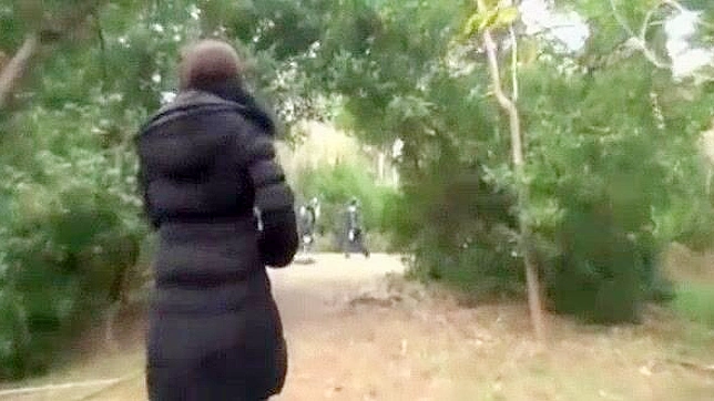 Azusa Nagasawa Stuns in Exotic Lingerie During Provocative Solo Showdown