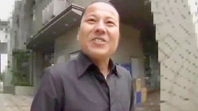 Jap Babe Gets Fucked Hard In Car Outdoors