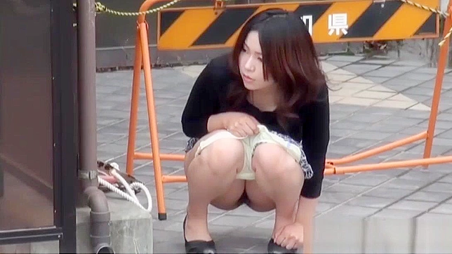 Outdoor Japanese Piss Showoff Thrills Fans in Must-See JAV Clip