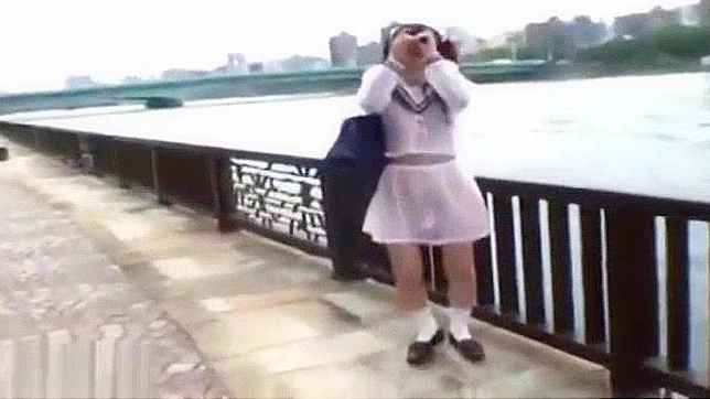 Surprised Javanese Teen 18+ Enjoyed Outdoors with Big Creampie