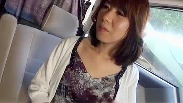 Sexy JAV MILF Offers Seductive Car Blowjob Action