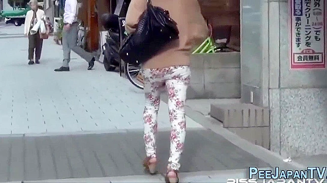 Japanese JAV Star Gets Watched While Peeing Publicly