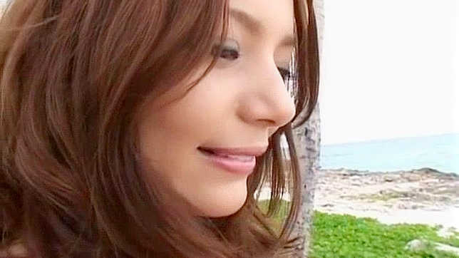 Tina Yuzuki Fucks Outdoors Under Bright Sunlight