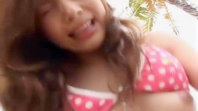 Tina Yuzuki Fucks Outdoors Under Bright Sunlight