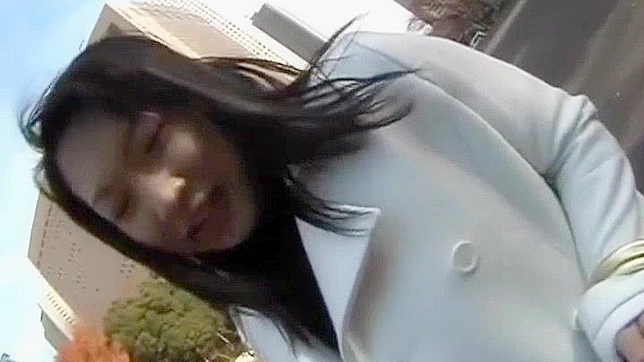 Ouka Fujimiya’s Stunning JAV Outdoor Strip & Fuck Show