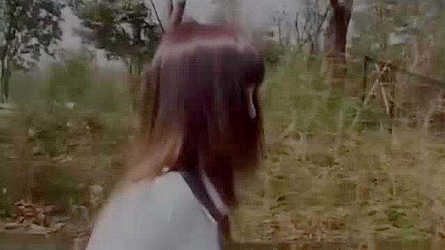 Sizzling Japanese Cutie Plays Outdoors – Raw & Dirty Uncut Action