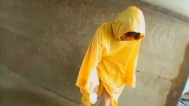 Seductive Japanese Beauty Saki’s Hot Oral Sex Showdown