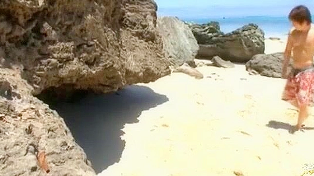 Rio Fujisaki’s Sultry Blowjob on Sandy Beach Bliss