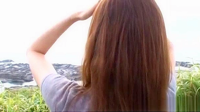 Outdoor JAV MILF Akiho Yoshizawa Receives Hot Blowjob Treat