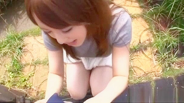 Outdoor JAV MILF Akiho Yoshizawa Receives Hot Blowjob Treat