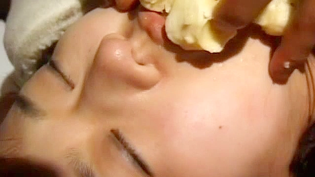 Outdoor Japanese AV Star Gives Epic Blowjob & Sex Showdown