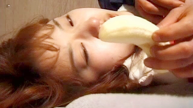 Outdoor Japanese AV Star Gives Epic Blowjob & Sex Showdown