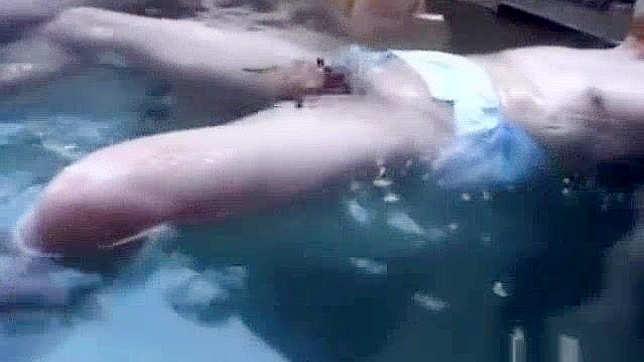 Sensuous JAV Babe Enjoying Steamy Sex In The Hot Tub