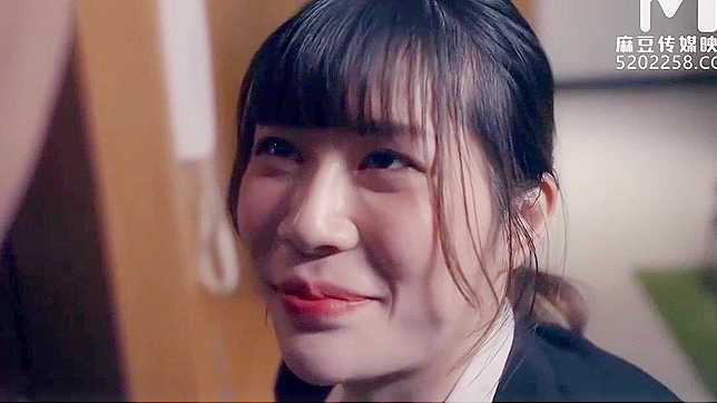 Seductive Jap Office Chick Cheats & Gets Fucked Hard