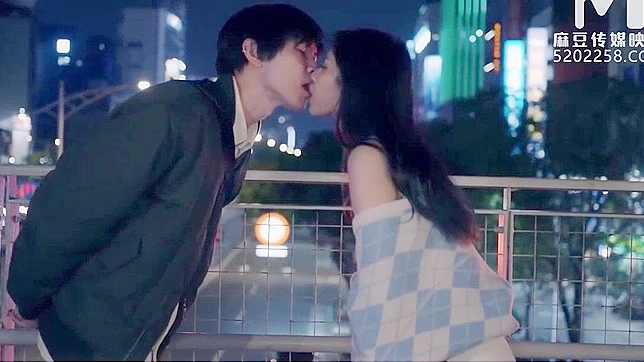 Seductive Jap Office Chick Cheats & Gets Fucked Hard