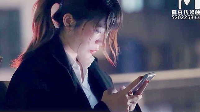 Seductive Jap Office Chick Cheats & Gets Fucked Hard