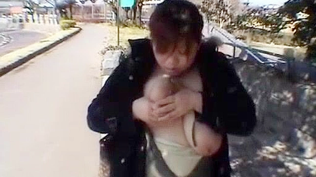 Miwa Sasaki’s Steamy Solo Playtime with Toys & Dildos