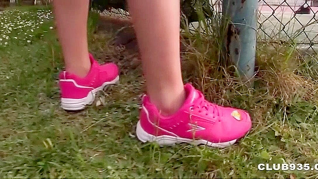 Sultry Euro Chick Seduces Player After Hot Tennis Match