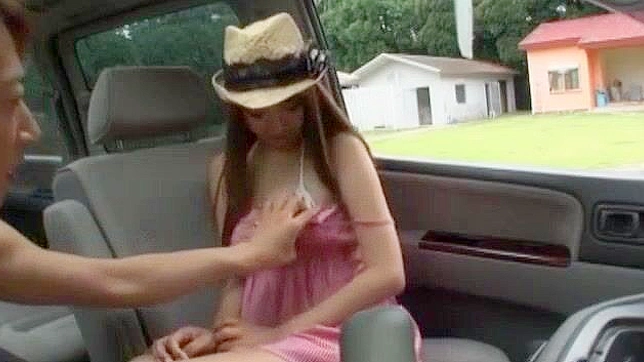 Outdoor Bliss - Hitomi Kitagawa’s Steamy Doggy Style Action