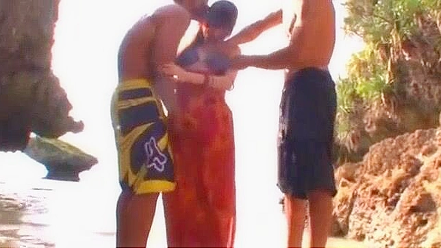 Miu Fujisawa Gets Wild On The Beach In Steamy Outdoor JAV Scene