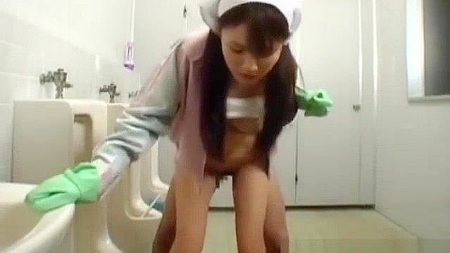 JAV Star Steams Up Bathhouse With Sizzling Hot Action