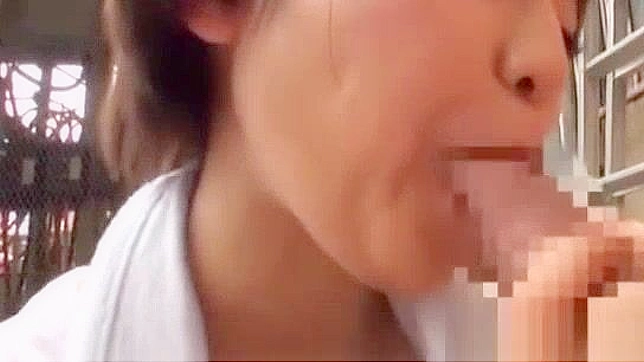 Sexy Japanese Girl 18+ Enjoys Nasty Outdoor Fuck Under Sunshine