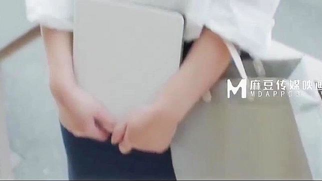 Japanese Office Babe Fucks Wealthy Client In Private Room