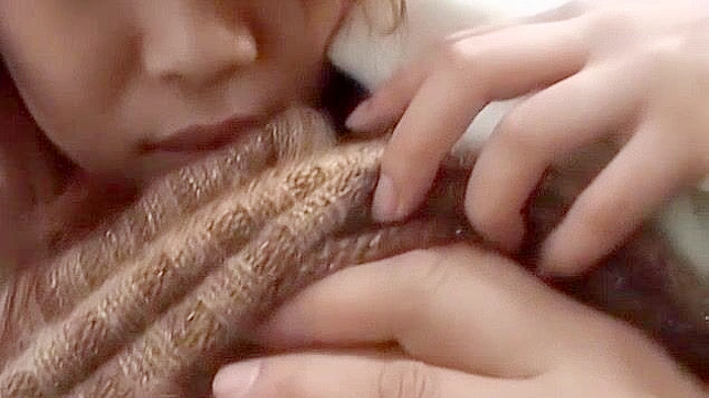 Hot Japanese Porn Star Gets Fucked Outside Live On-Cam