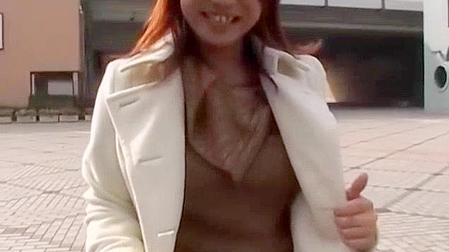 Hot Japanese Porn Star Gets Fucked Outside Live On-Cam