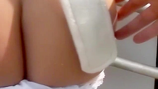 Hot Japanese Porn Star Gets Fucked Outside Live On-Cam