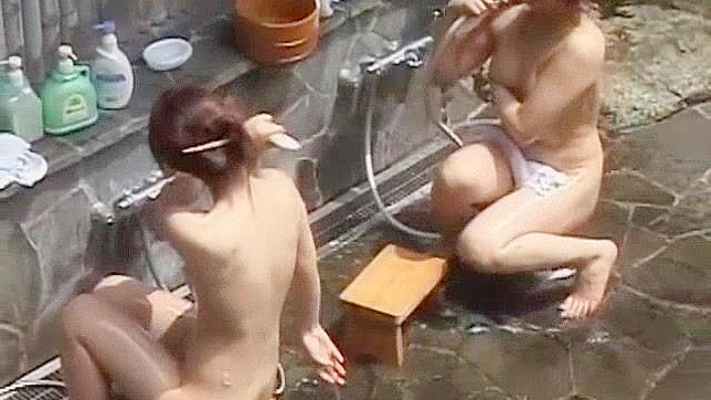 Manami Momosaki - Seductive Japanese Babe's Tit & Pussy Play