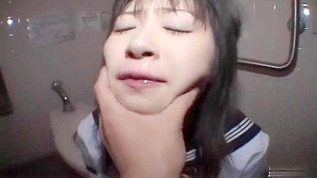 Outdoor Japanese Slut Gets Dirty With Hot cumshot Action