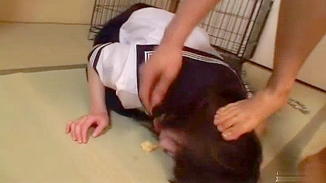 Outdoor Japanese Slut Gets Dirty With Hot cumshot Action