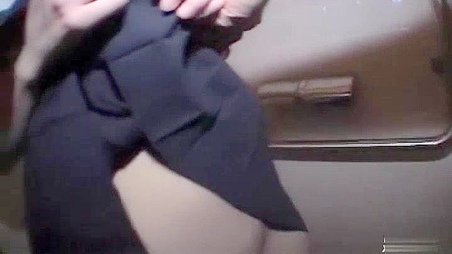 Outdoor Japanese Slut Gets Dirty With Hot cumshot Action