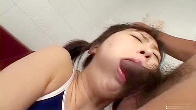 Outdoor Japanese Slut Gets Dirty With Hot cumshot Action