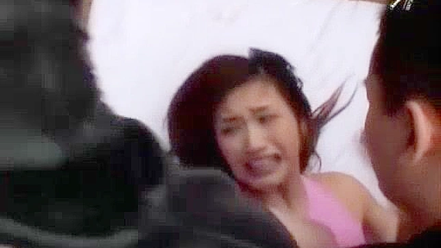 Moe Oishi Sluts Outdoors for Steamy Japanese Porn Action