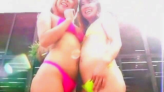 G-Queen Jav Star Gets Slickly Fingered till She Screams Loud